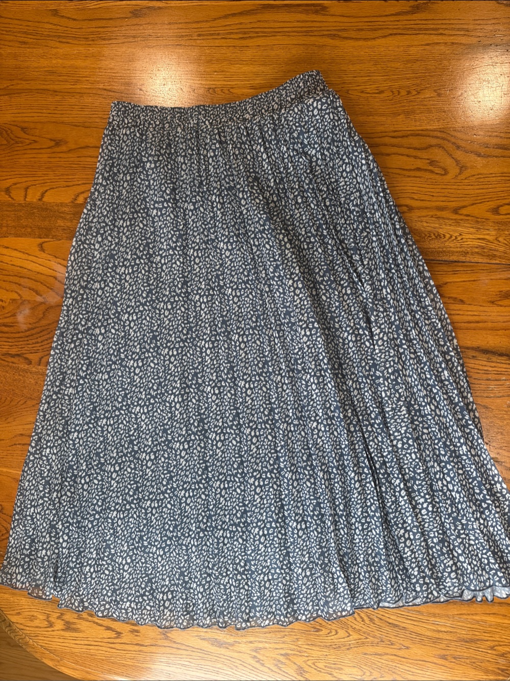 Pleated Blue and White Printed Midi Skirt